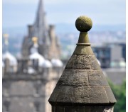 Edinburga.