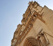 Notre-Dame katedrāle. Parīze.