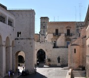 Bari